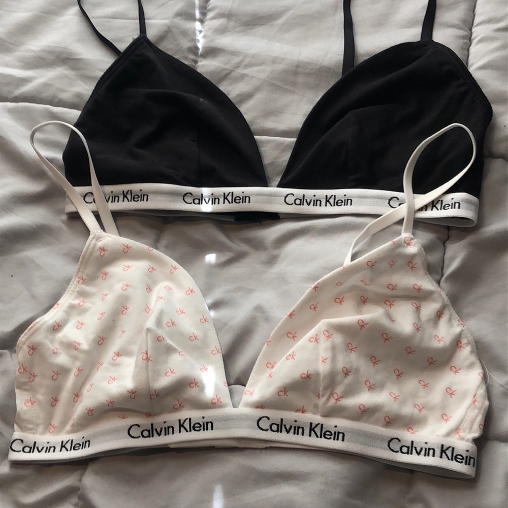 2 piece Calvin Klein triangle brallete set